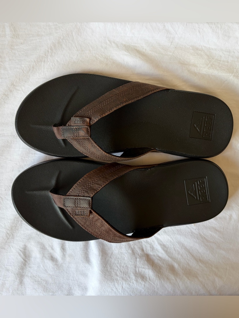 Reef Men’s Brown Leather Strap Flip-Flops w Black Footbed Sz 12 Great Condition